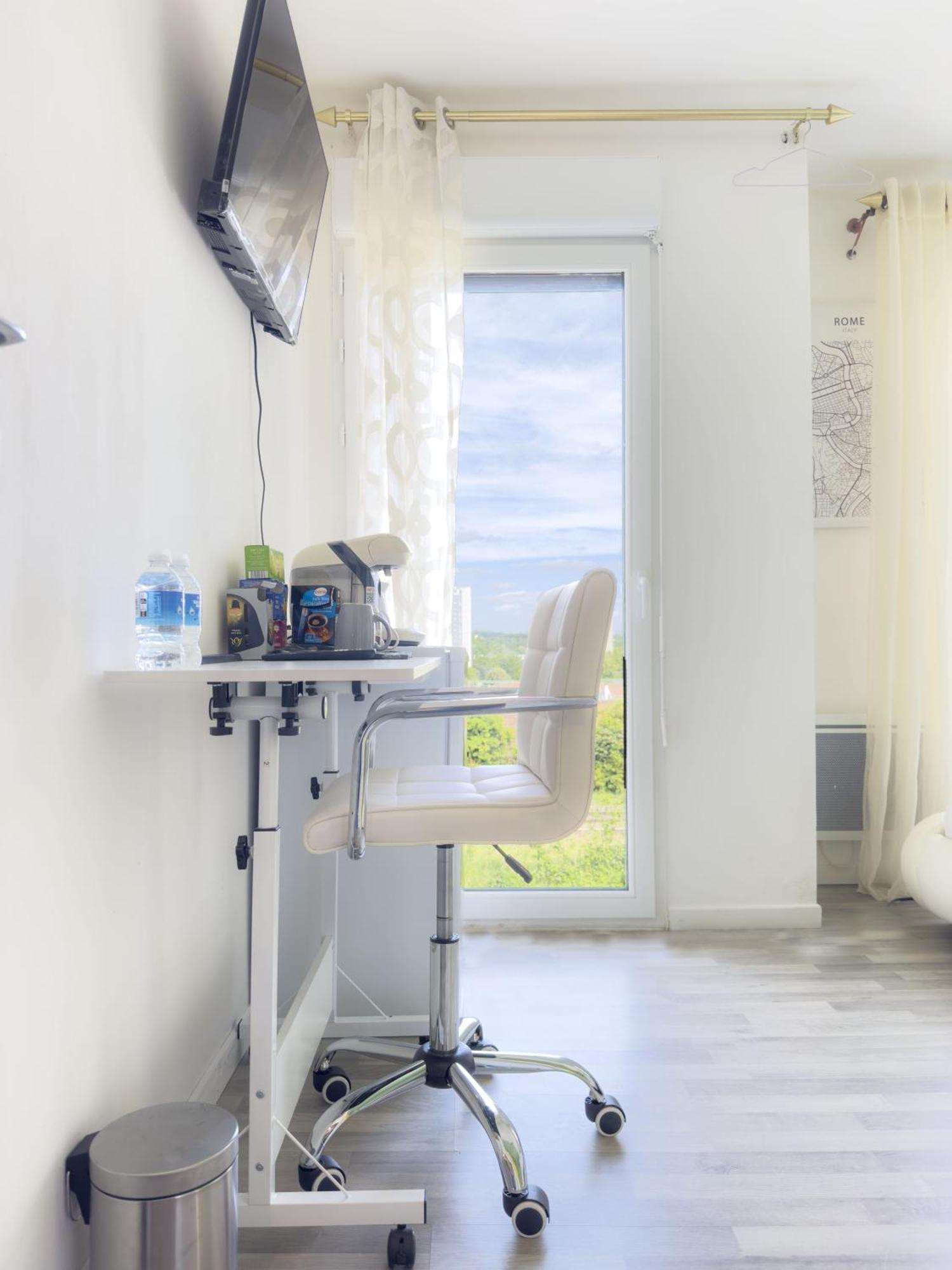 Chambre A Antony Proche De Paris Et A 10 Minutes Aeroport Orly 外观 照片